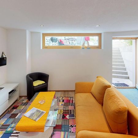 Chasa Samalgors Appartement Tschlin Buitenkant foto